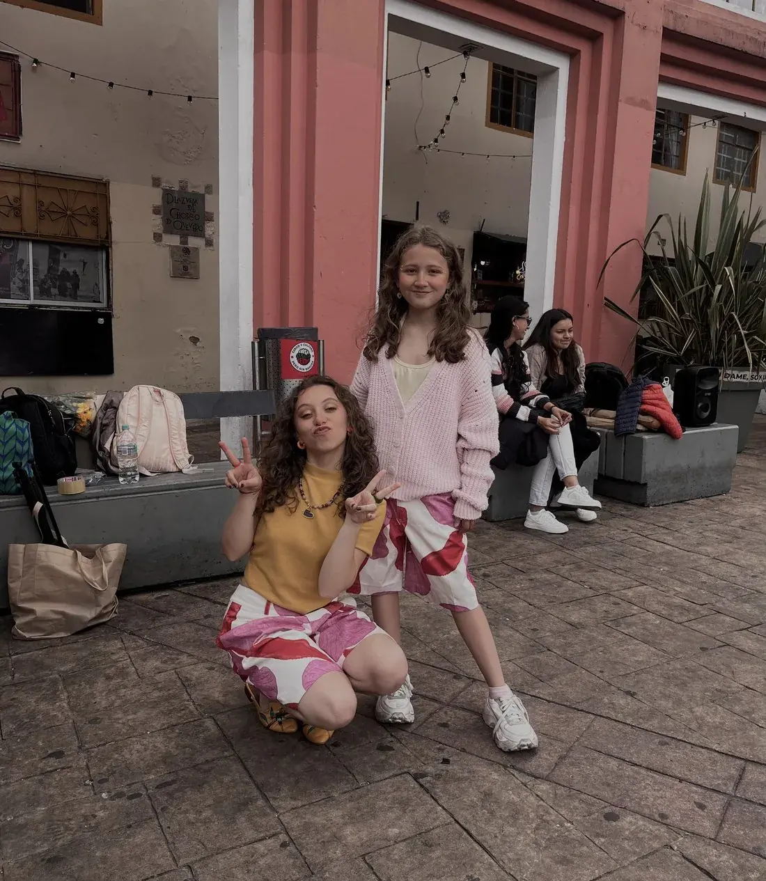Las protagonistas en la calle de La Candelaria